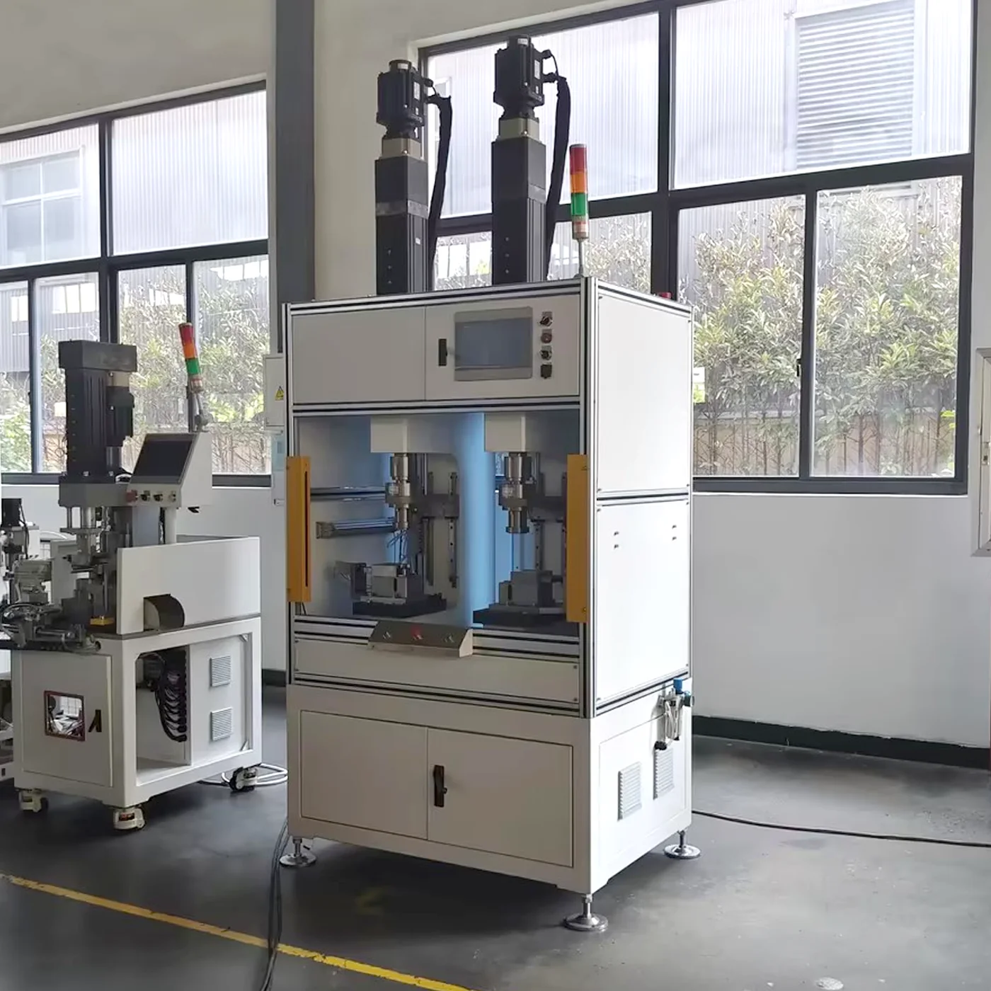 Taihe servo hydraulic press